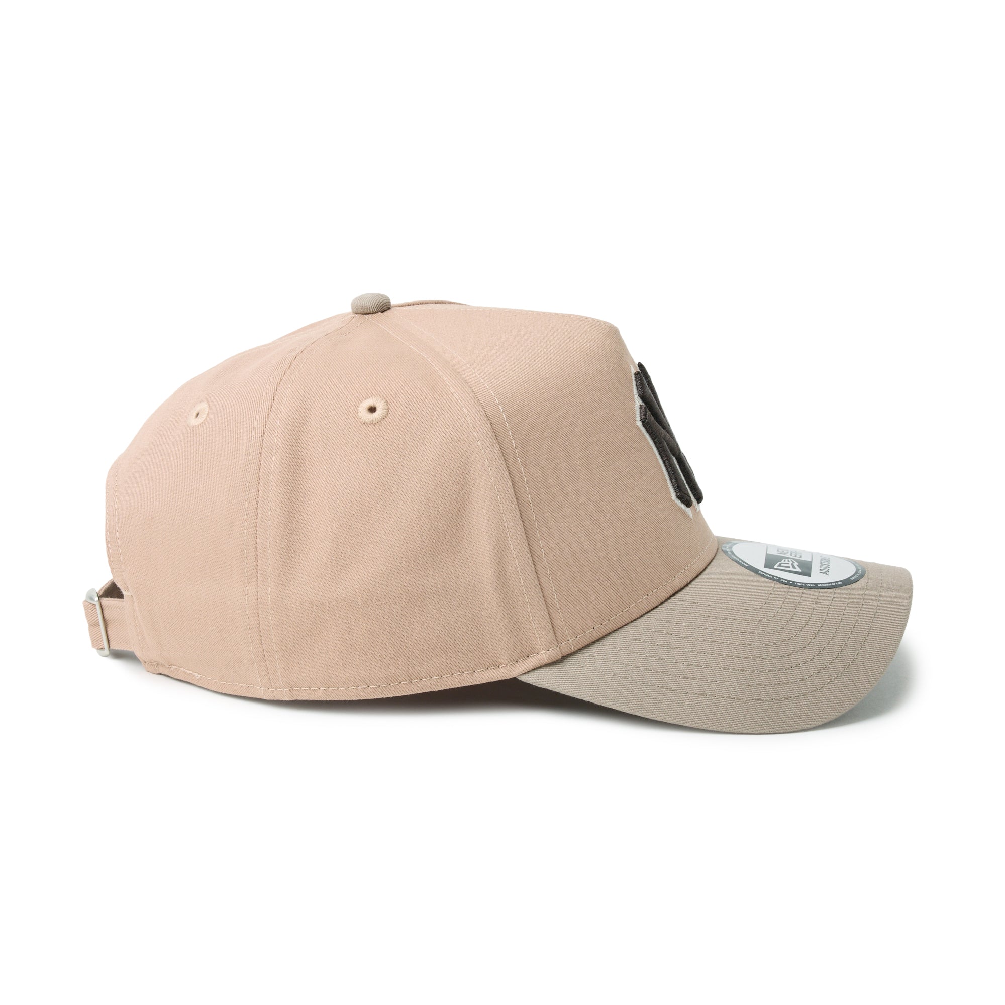 9FORTY A-Frame Mocha Mousse ニューヨーク・ヤンキース タイムレス