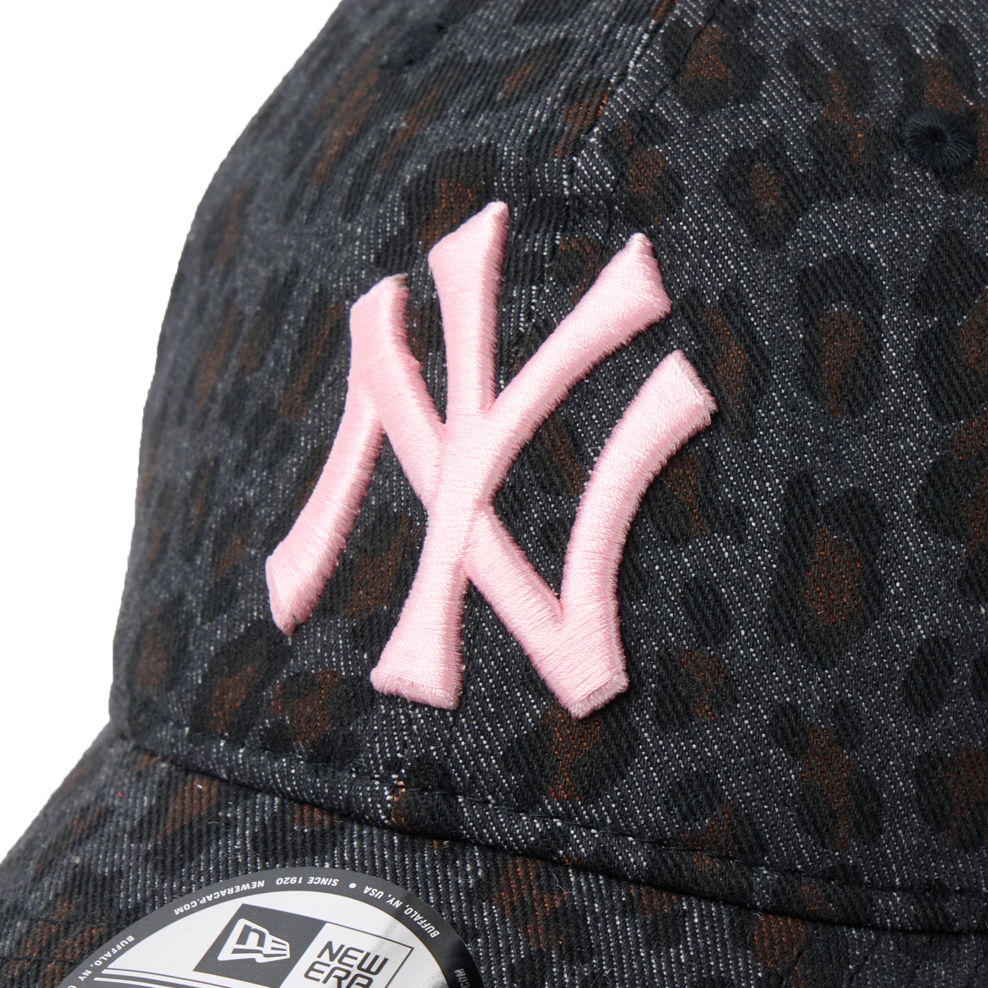 ヤンキース ニューエラキャップ ブラックピンク ヒョウ柄 ユニセックス 9TWENTY Leopard ニューヨーク・ヤンキース ブラック ピンク – THE CAP