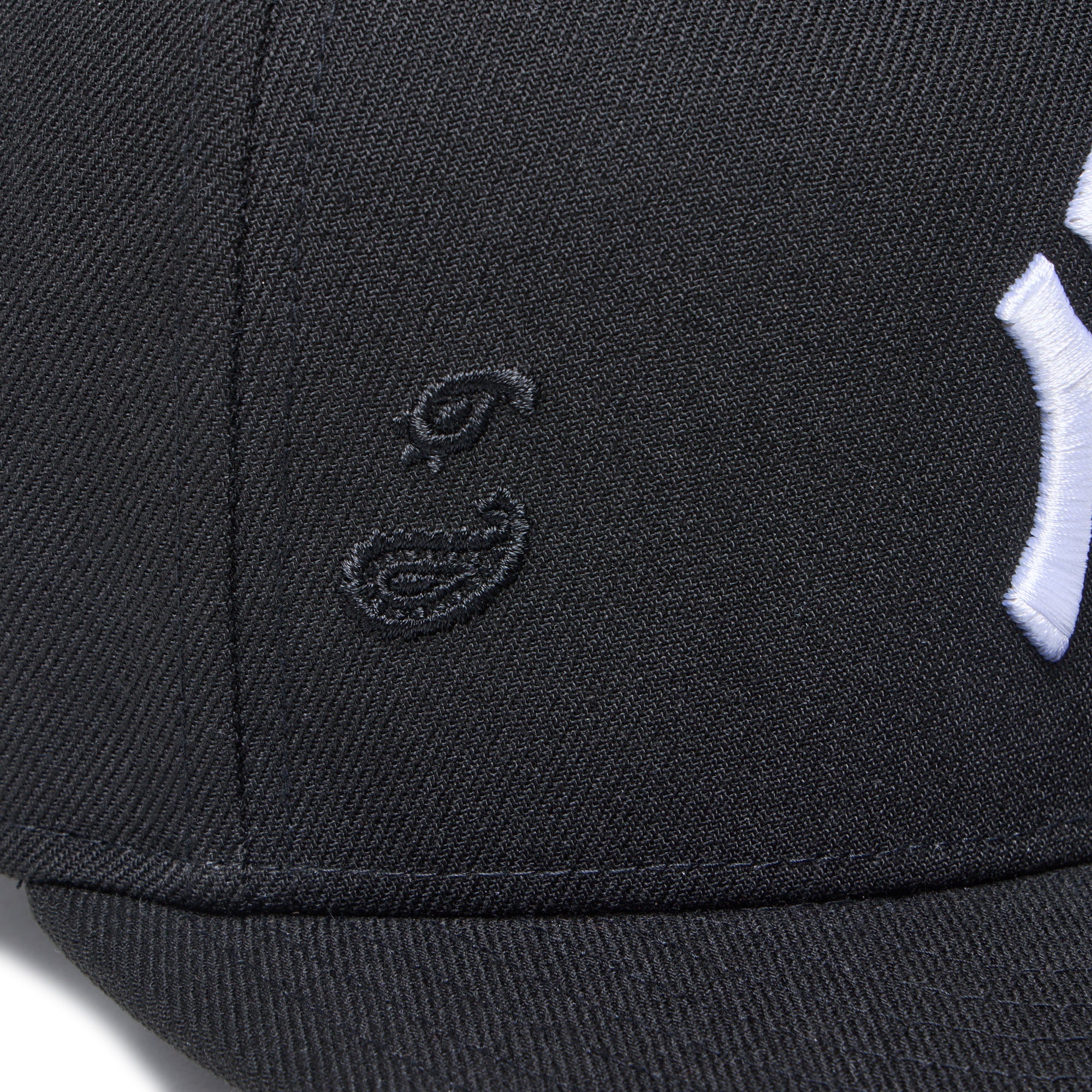 59FIFTY Paisley Embroidery ニューヨーク・ヤンキース ブラック – THE CAP