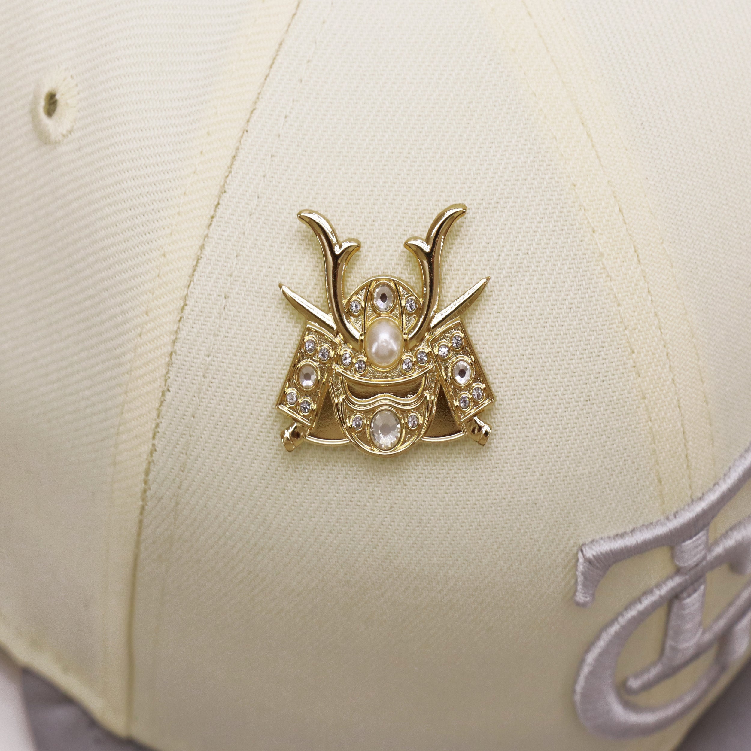 THE CAP PINS Noble Samurai ゴールド